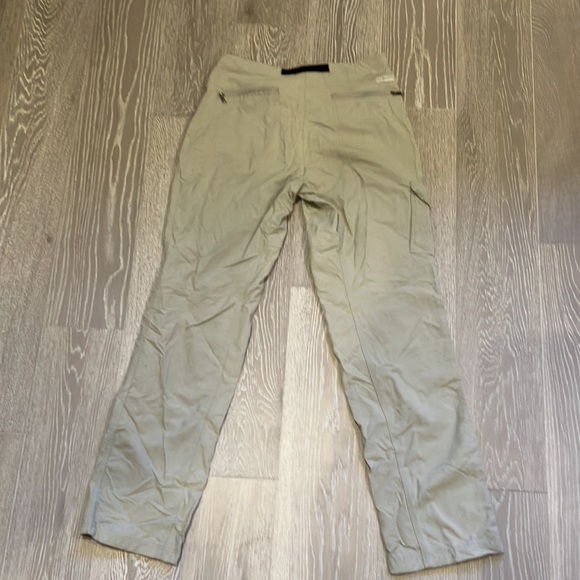 Columbia Cargo Pants - Picture 3 of 4